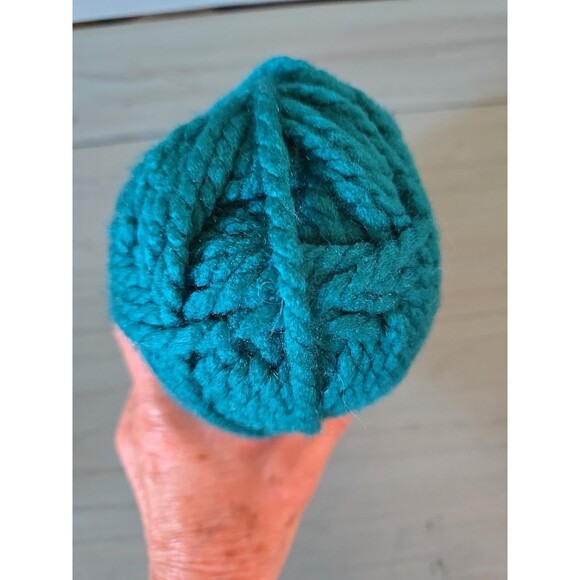 ONE SKEIN Loops & Threads Charisme Acrylic Yarn Blue Grass - Lot 7950 Bulky 5 - Picture 2 of 10
